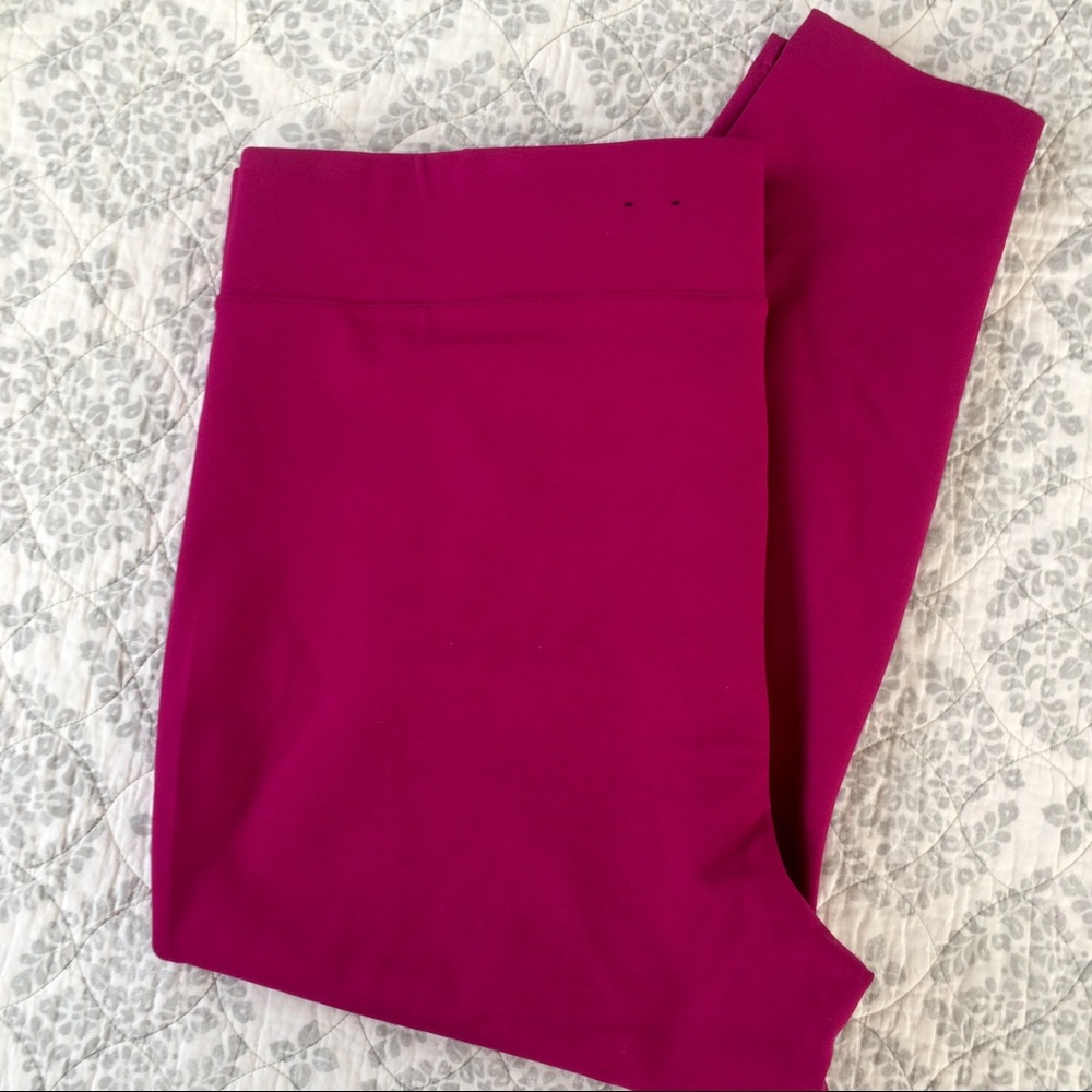 2X/3X/4X Torrid Ponte Leggings NWOT - Picture 3 of 6